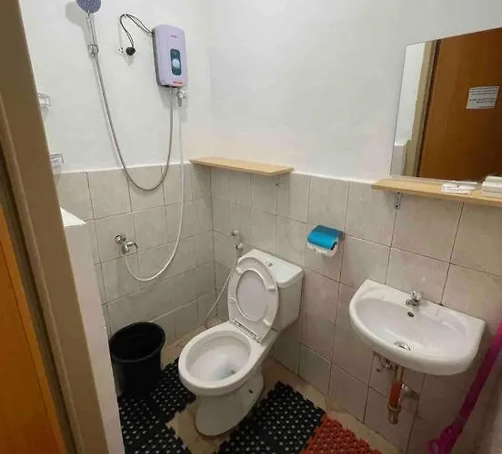 Staycation @ Jt Residences Wifi Netflix Fiber Internet Apartelle